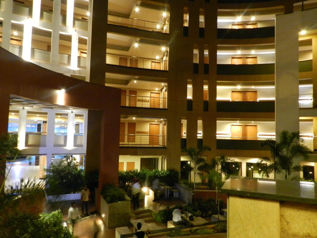 Hotel Rock Regency Toranagallu 외부 사진