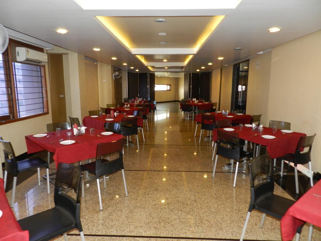 Hotel Rock Regency Toranagallu 외부 사진